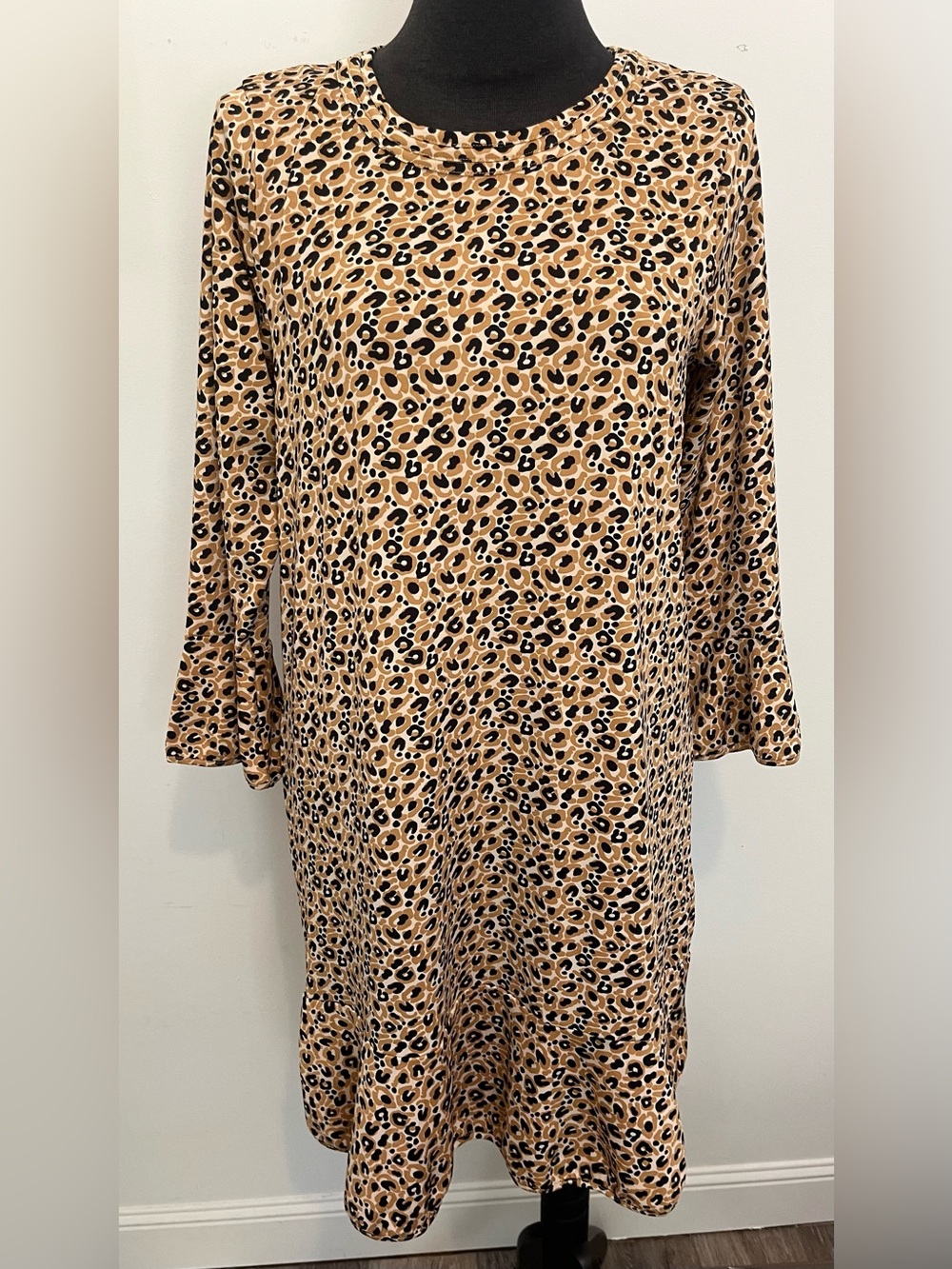 NWT Buckhead Bettie’s Leopard Print Long Sleeve Shift Dress in Tan & Black XL